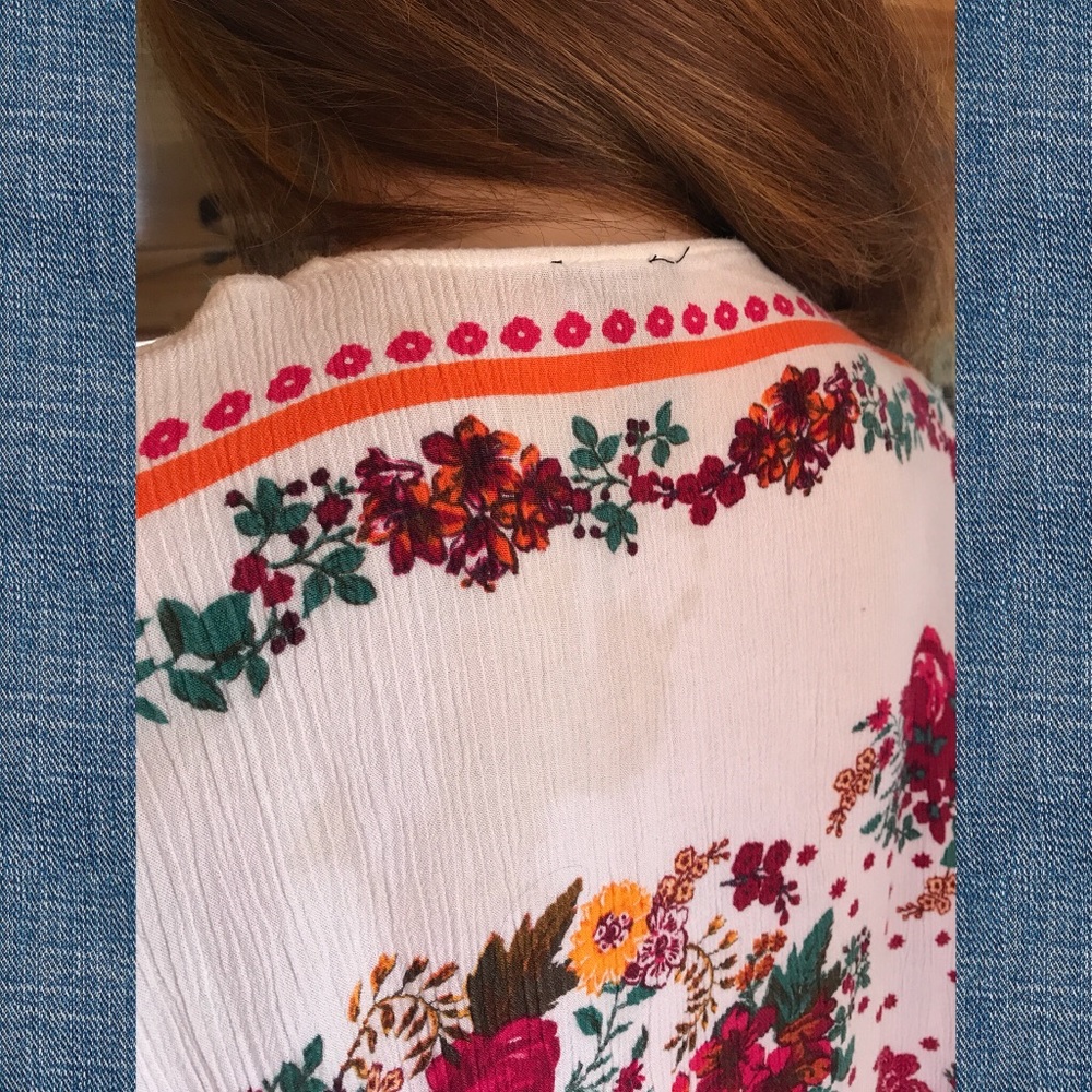 Colorful cardigan 🍭 - Picture 3 of 5